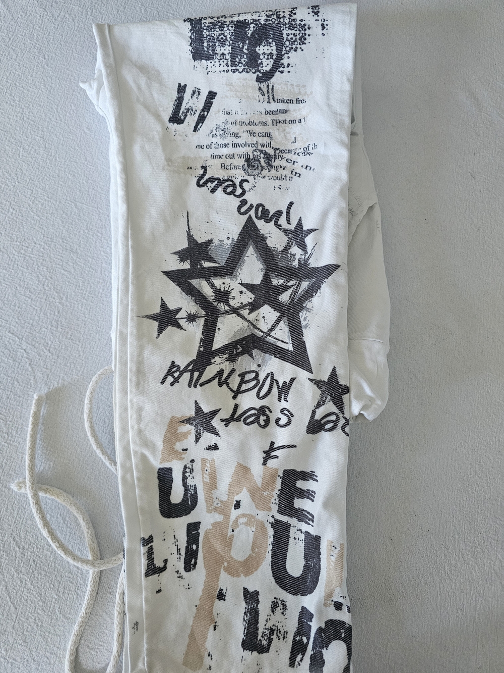 Bella Amore Made in Italy Shooting Star Newspaper Graphic Pants M Grunge Luxury - Picture 9 of 11